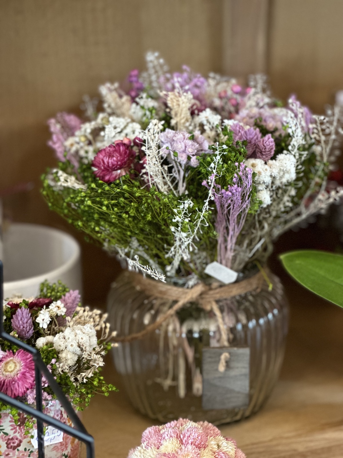 Kleurrijke bloemstukken van 4 Everything Flowers in Kessel-Lo